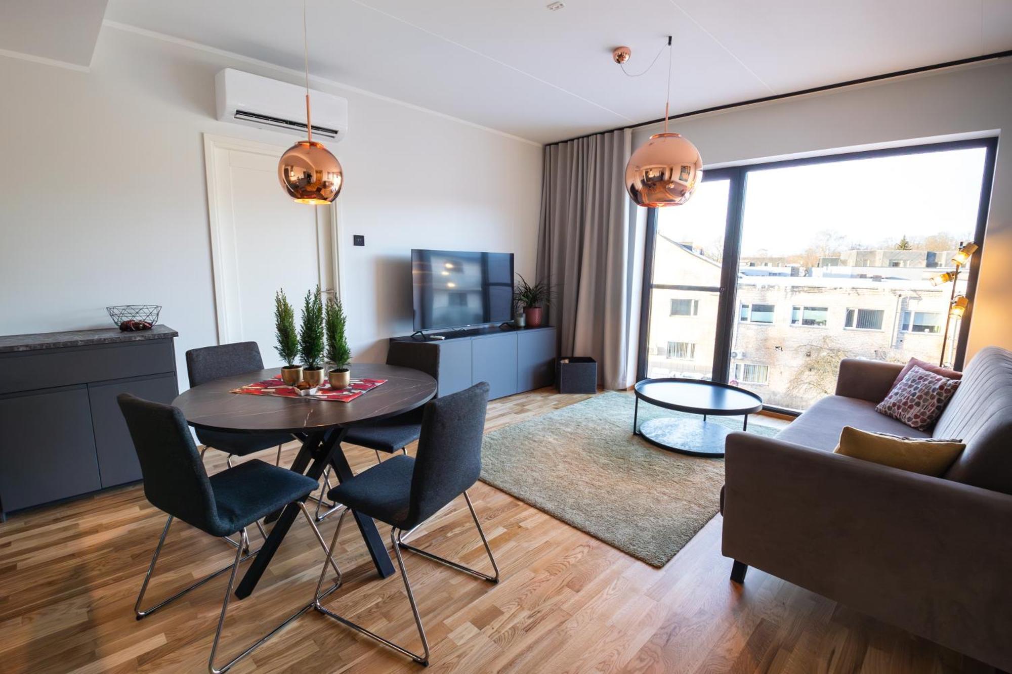 R64 Premium Apartments Tartu Exteriör bild